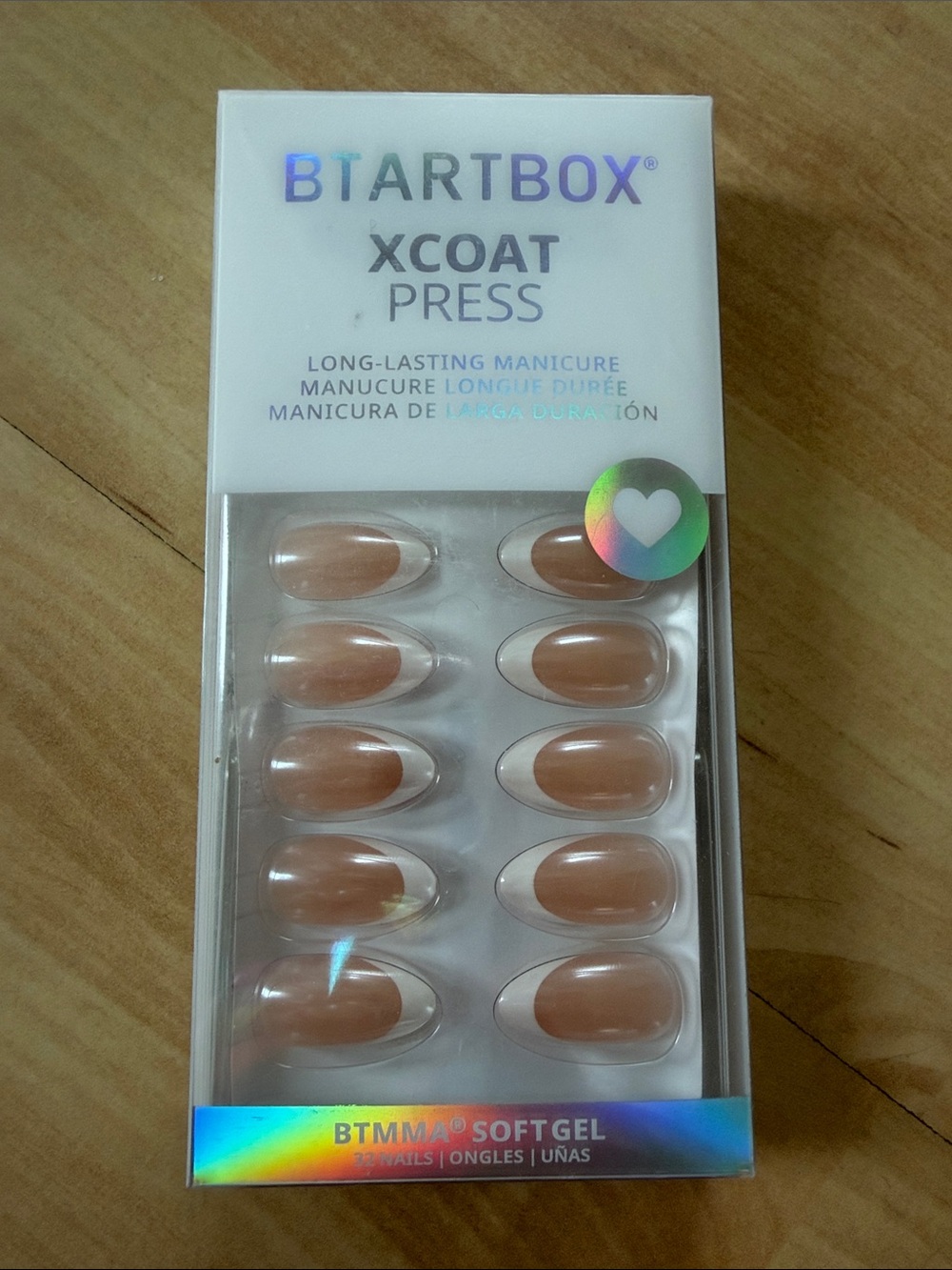 BTArtbox White Almond Medium Reusable Stick On Nails - Classic